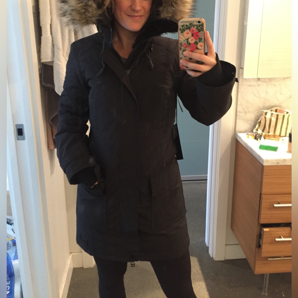 Aritzia TNA Bancroft Parka - Down Coat